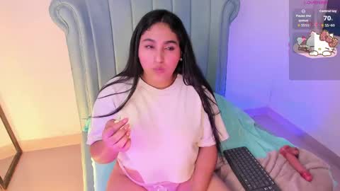 LYA DUBOIS  online show from May 2, 2026, 9:25 am