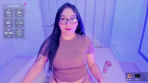 LYA DUBOIS  online show from July 1, 2026, 8:08 pm