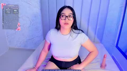 LYA DUBOIS  online show from July 2, 2026, 10:38 pm