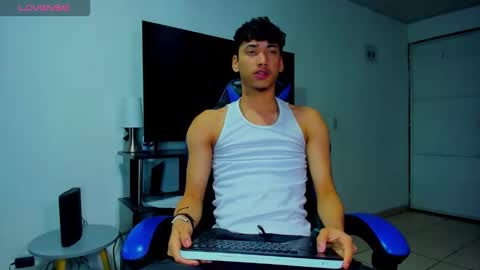 Lyam online show from May 9, 2026, 3:45 am