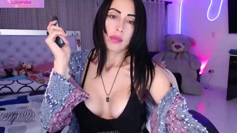 Lyann  online show from October 7, 2025, 2:53 am