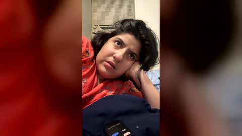 lydiasheer online show from April 6, 2026, 4:57 am