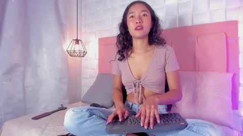 Lyhana Lee online show from March 1, 2025, 4:00 pm