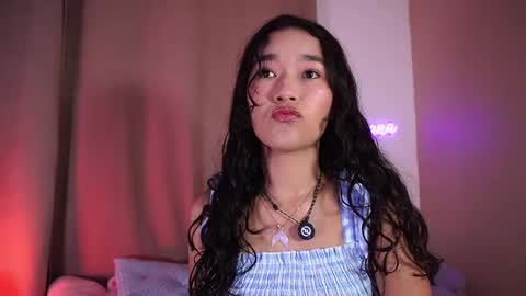 Lyhana Lee online show from February 8, 2026, 1:36 pm