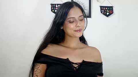 Snapshot of lyla205 chatting on February 27, 2025, 2:32 am lyla online show from February 27, 2025, 2:32 am