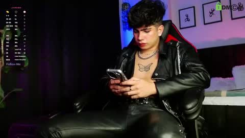 Snapshot of lylebennett_ chatting on March 15, 2026, 12:00 pm Lyle Bennett Freelance Model online show from March 15, 2026, 12:00 pm