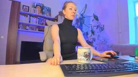 Lylith Skye NO NUDE model online show from March 22, 2026, 2:20 pm