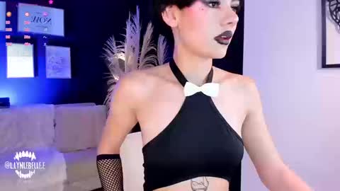 Lyn online show from September 13, 2025, 9:25 pm