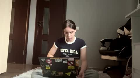 Eva online show from June 5, 2026, 7:25 am
