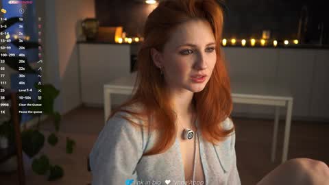 Snapshot of lynnalltop chatting on January 18, 2026, 4:05 am Natasha online show from January 18, 2026, 4:05 am