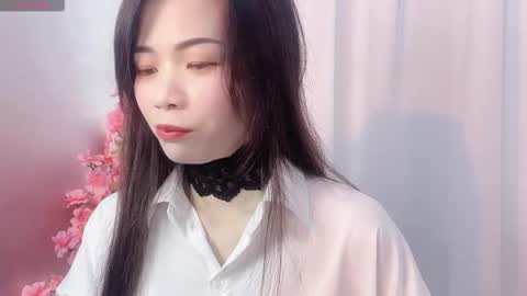 lynnalltop_165_keke online show from November 6, 2025, 2:34 am