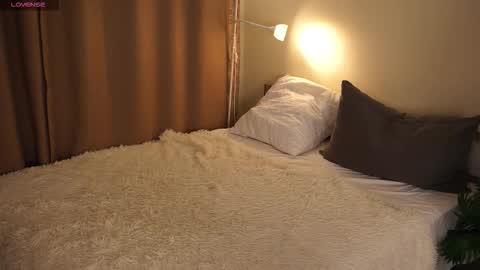 Lola online show from February 25, 2026, 5:00 pm