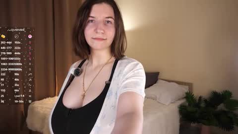 Lola online show from March 13, 2026, 7:09 pm