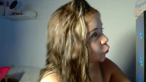 mila online show from April 26, 2026, 11:57 pm