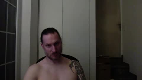 Snapshot of m4rduk81 chatting on January 22, 2025, 4:12 pm m4rduk online show from January 22, 2025, 4:12 pm