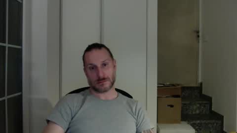 Snapshot of m4rduk81 chatting on January 23, 2025, 4:59 pm m4rduk online show from January 23, 2025, 4:59 pm