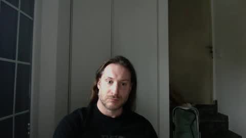 Snapshot of m4rduk81 chatting on February 25, 2025, 9:42 am m4rduk online show from February 25, 2025, 9:42 am