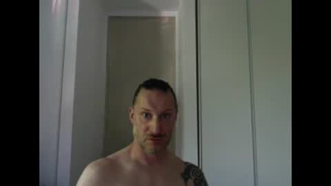 Snapshot of m4rduk81 chatting on April 18, 2026, 12:53 pm m4rduk online show from April 18, 2026, 12:53 pm