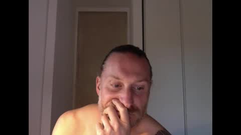 Snapshot of m4rduk81 chatting on May 4, 2026, 4:25 pm m4rduk online show from May 4, 2026, 4:25 pm