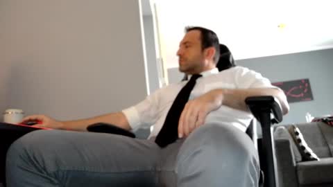 Snapshot of m4st3r_0f_d0m1n4nc3 chatting on February 23, 2025, 10:49 am ready to cum online show from February 23, 2025, 10:49 am