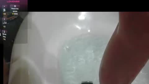 m54whrdn online show from March 2, 2025, 1:26 am