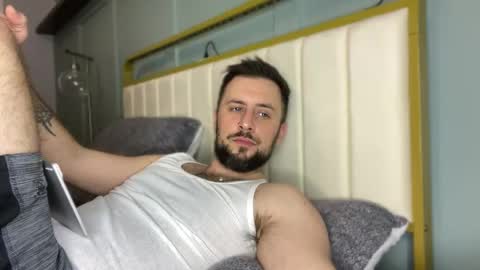 m_stephen online show from April 15, 2026, 3:13 am