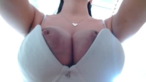 Snapshot of maaddy_thompson chatting on October 24, 2025, 7:54 pm maaddy_thompson online show from October 24, 2025, 7:54 pm