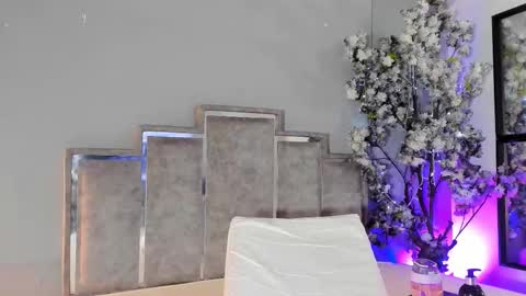 Snapshot of maaracooper chatting on November 18, 2025, 12:16 am Maraacooper online show from November 18, 2025, 12:16 am