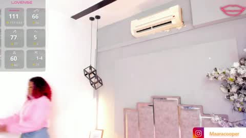 Snapshot of maaracooper chatting on April 19, 2026, 7:49 pm Maraacooper online show from April 19, 2026, 7:49 pm