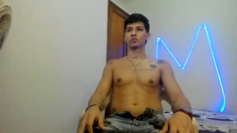 itgram pezlo josue online show from November 9, 2025, 1:31 pm