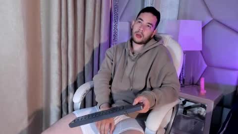 Matt De Luca online show from September 14, 2025, 1:43 pm