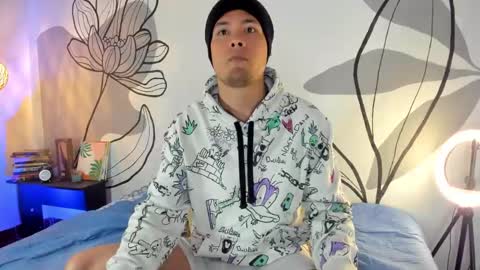 Snapshot of maax_taylor01 chatting on September 10, 2025, 11:32 am online show from September 10, 2025, 11:32 am