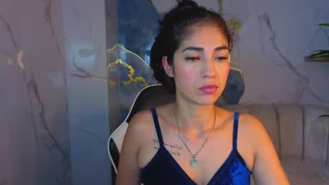 Mabell online show from May 21, 2026, 2:51 am