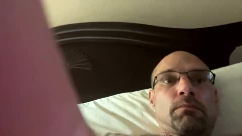 mac402992 online show from December 21, 2025, 5:47 am