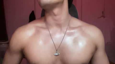 Snapshot of mac_cain chatting on February 16, 2026, 10:39 pm Maccain online show from February 16, 2026, 10:39 pm