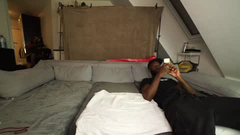 Snapshot of mac_troy chatting on December 10, 2024, 5:11 pm Mac Troy online show from December 10, 2024, 5:11 pm