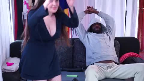 Snapshot of mac_troy chatting on March 7, 2025, 12:45 pm Mac Troy online show from March 7, 2025, 12:45 pm