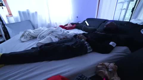 Snapshot of mac_troy chatting on October 1, 2025, 9:59 am Mac Troy online show from October 1, 2025, 9:59 am