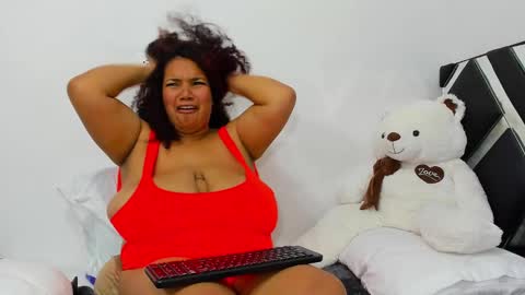 macarenaawills online show from February 21, 2025, 8:16 pm