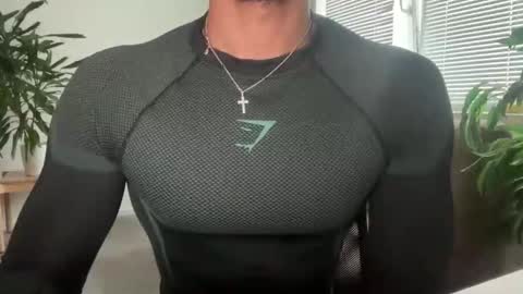 machine_15_ online show from April 16, 2026, 3:02 pm