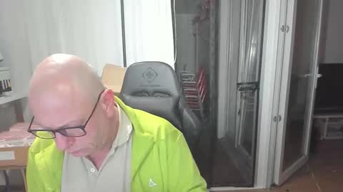 Andy online show from February 15, 2026, 9:22 pm