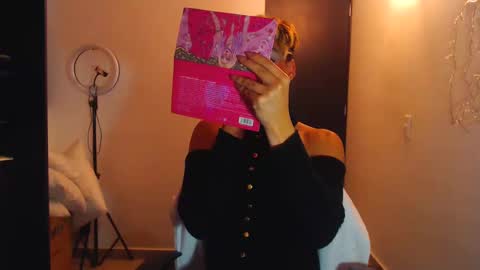 machissex online show from March 7, 2025, 10:45 am