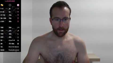 Snapshot of machohiberiko chatting on December 3, 2024, 7:00 pm Jota online show from December 3, 2024, 7:00 pm