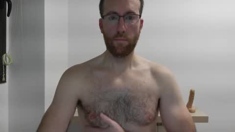 Snapshot of machohiberiko chatting on January 3, 2025, 10:08 pm Jota online show from January 3, 2025, 10:08 pm