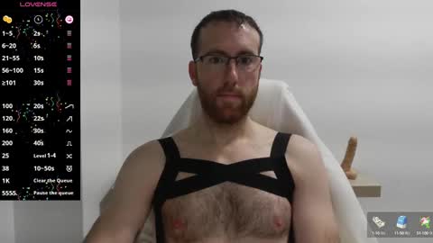 Snapshot of machohiberiko chatting on February 12, 2025, 7:56 pm Jota online show from February 12, 2025, 7:56 pm