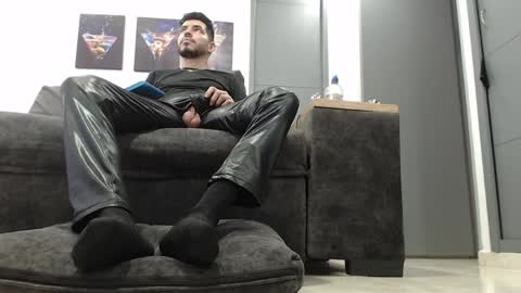 instagram mackdanielsx online show from April 3, 2026, 8:07 pm