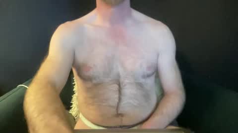 Snapshot of macsf chatting on December 1, 2025, 1:10 am macWA online show from December 1, 2025, 1:10 am