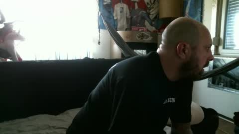 Snapshot of mad_dem0n chatting on March 4, 2025, 8:57 am Manuel online show from March 4, 2025, 8:57 am