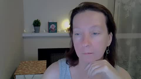 Snapshot of madaamtang chatting on December 17, 2025, 3:29 pm Madaamtang online show from December 17, 2025, 3:29 pm