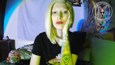 Madame Lucifer online show from November 2, 2025, 8:39 am